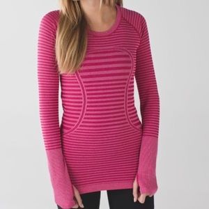 LULULEMON running top!